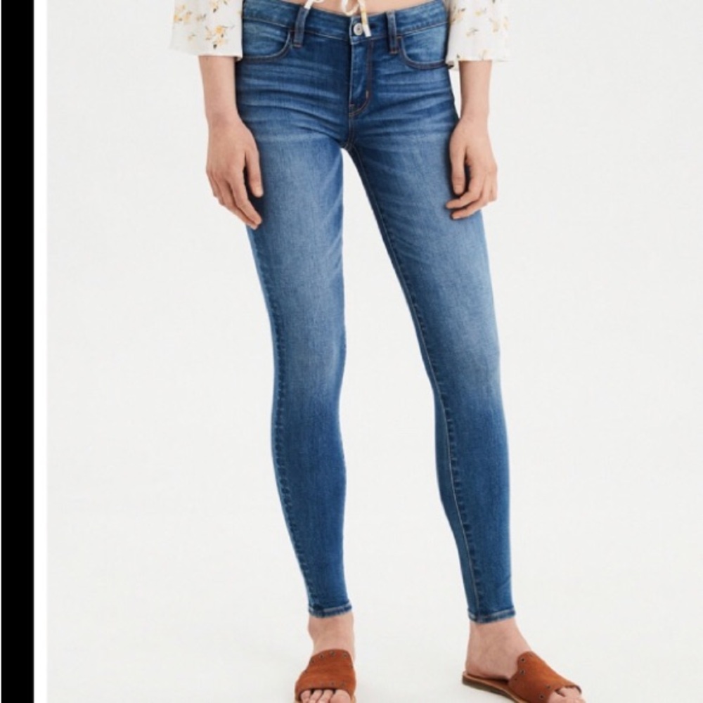 American Eagle Medium Wash Next Level  Flex Mid-rise Skinny Jeans 28"x32"